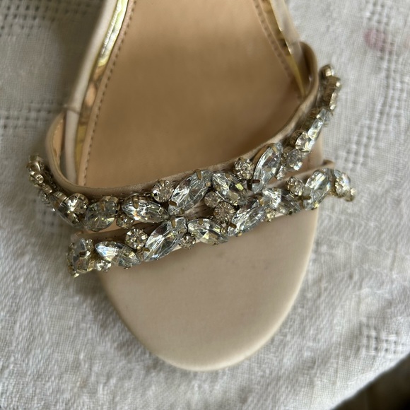 Jewel by Badgley Mischka heels - Picture 10 of 12